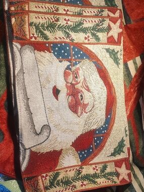 Festive Santa Decorative Christmas 4 Placemats Santa Claus- Red, White & Green